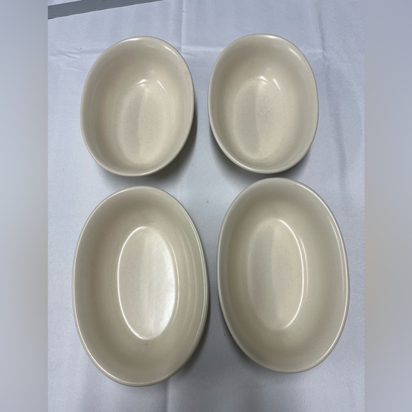 Set of 2 Pfaltzgraff Jamberry Oval Serving Bowls 8”x5”x 2” Stoneware USA made - Picture 8 of 13